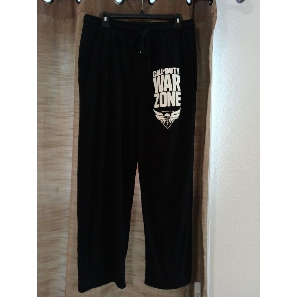 Men's Call Of Duty Warzone Big Spellout Pajama Pants Black/White Medium